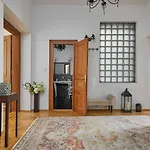 Prague Days - Lavish Apartment In The Old Town - Balcony